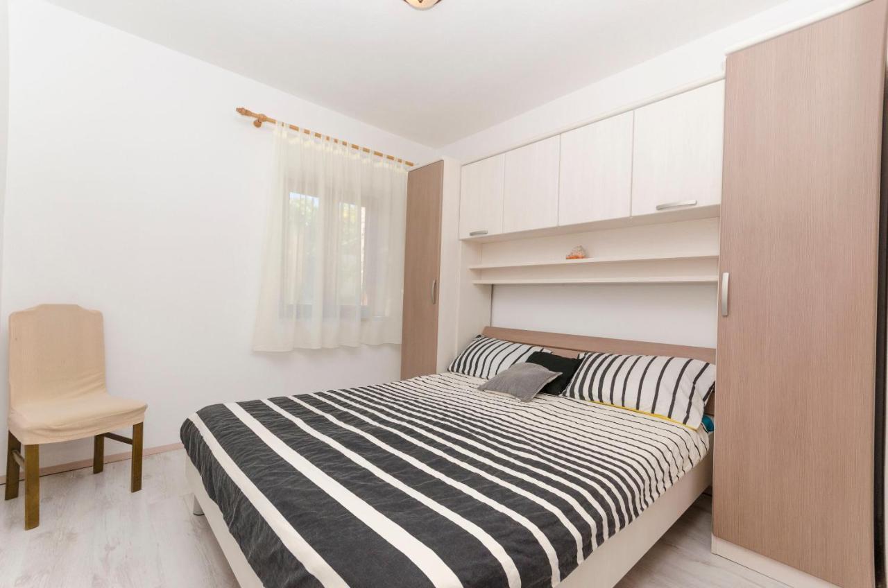 Apartments Silvana Supetar Extérieur photo